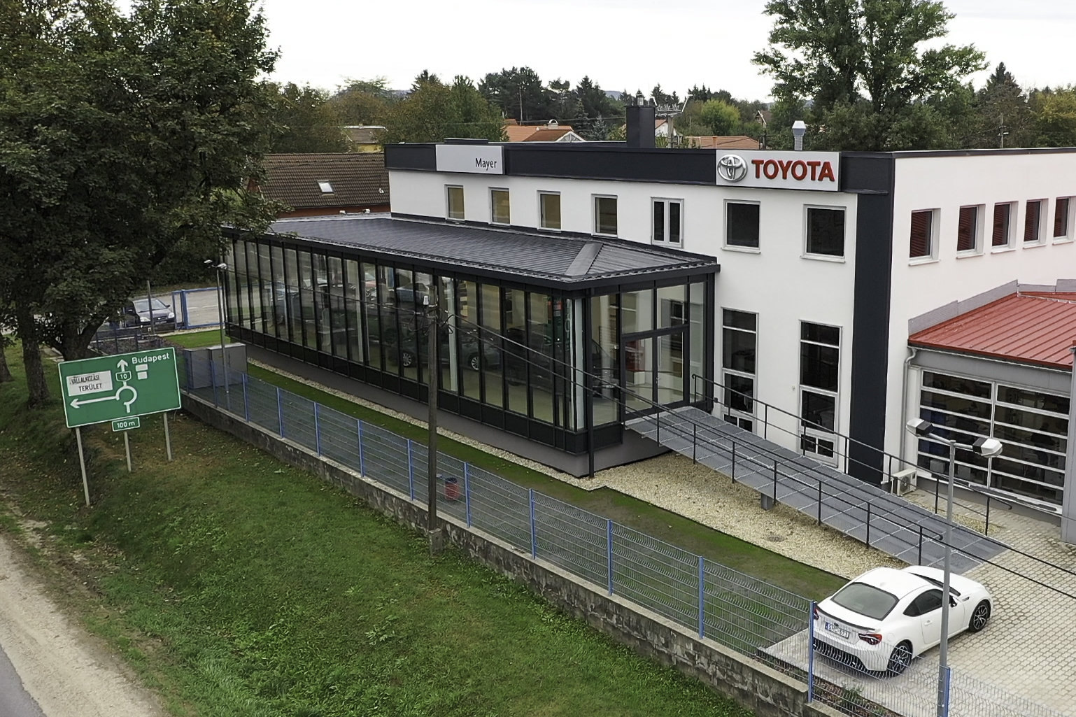 TOYOTA MAYER - Pilisvörösvár